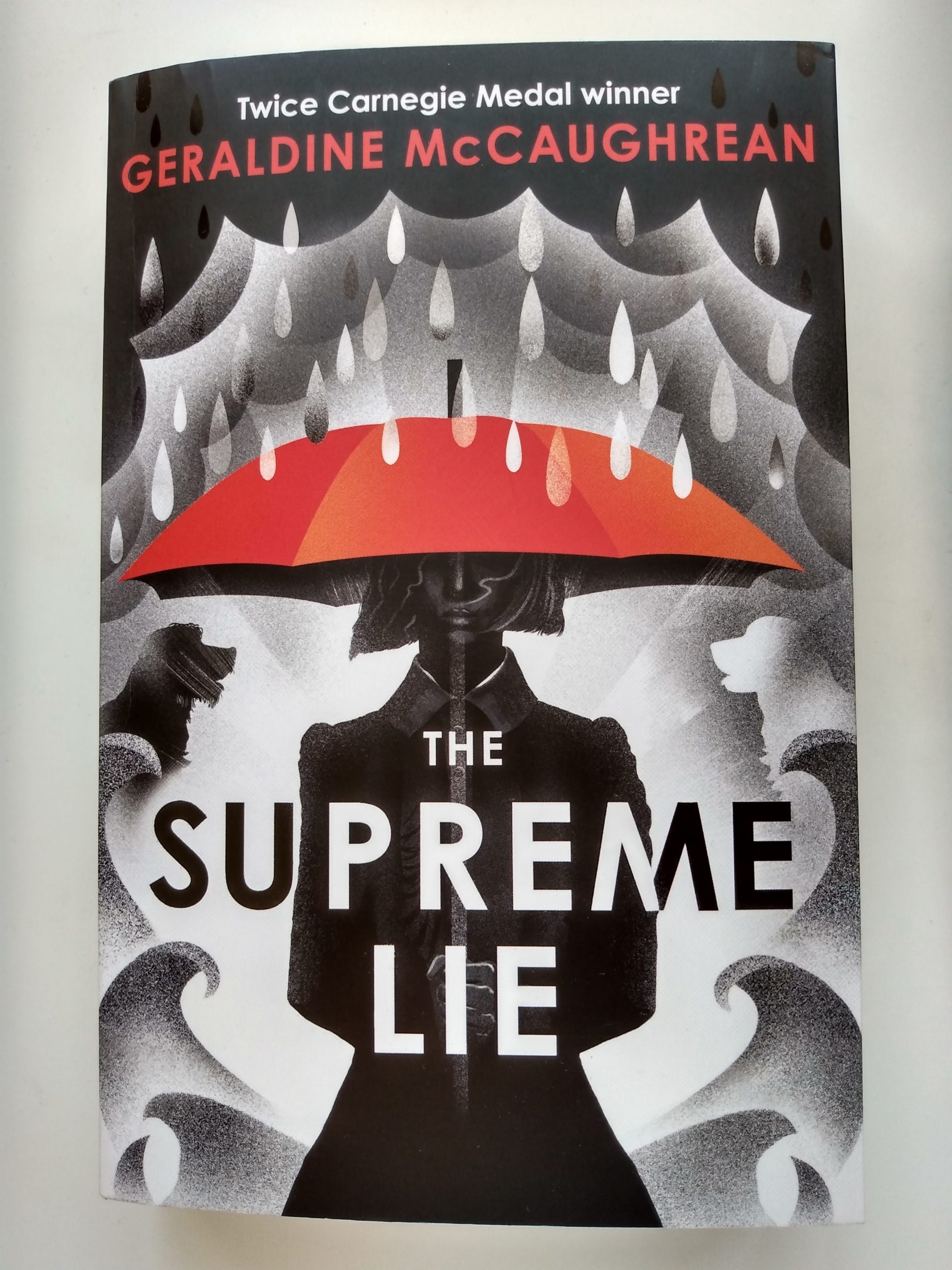 The Supreme Lie - Geraldine McCaughrean